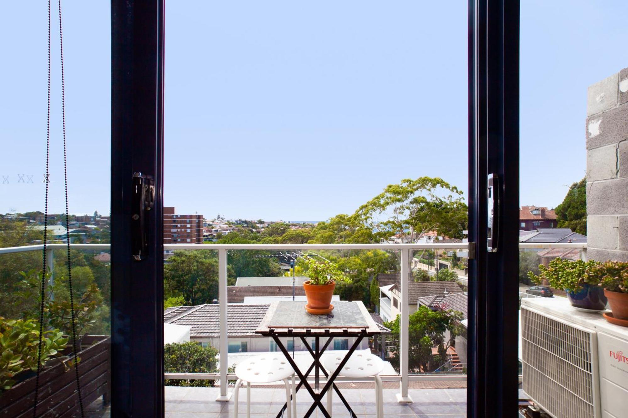 Treetop Retreat Five Minute Stroll To The Beach Sydney Exterior foto